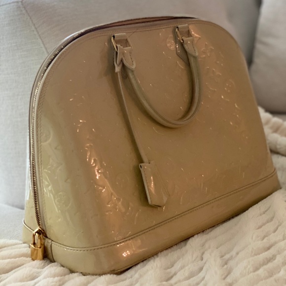 Louis Vuitton Alma Monogram Vernis PM Galet Nude - Picture 2 of 5